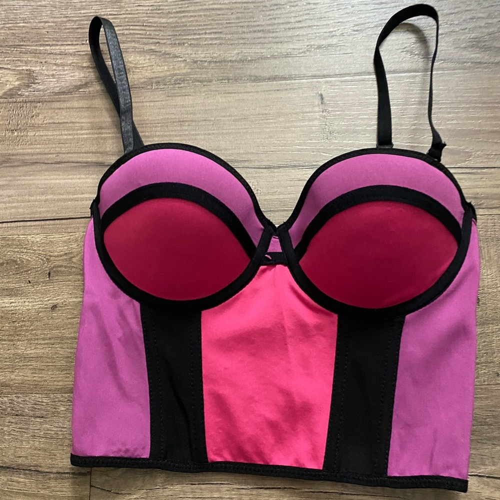 Bebe Crop Top